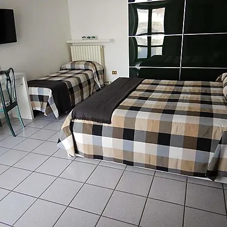 Alojamento de Acomodação e Pequeno-almoço 3per3 4*